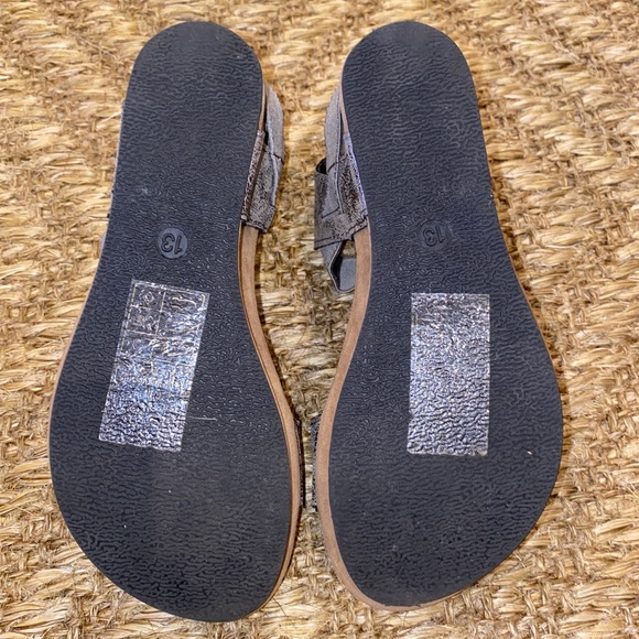 Pierre Dumas Kids Strappy Wedge Metallic/Gray Sandal - Picture 5 of 5